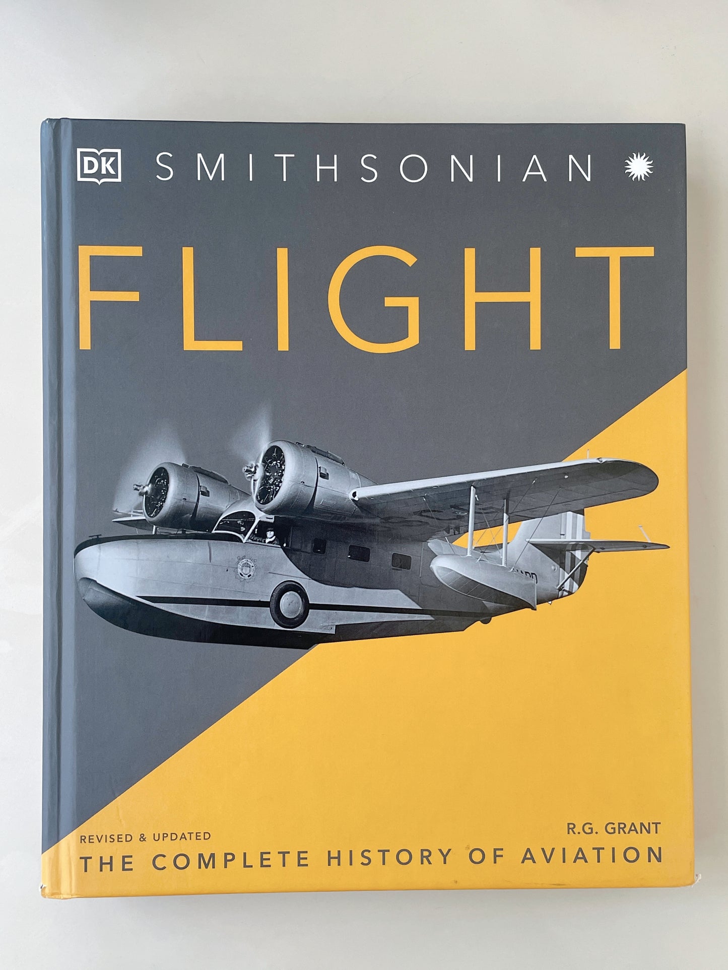 The complete history of aviation Book